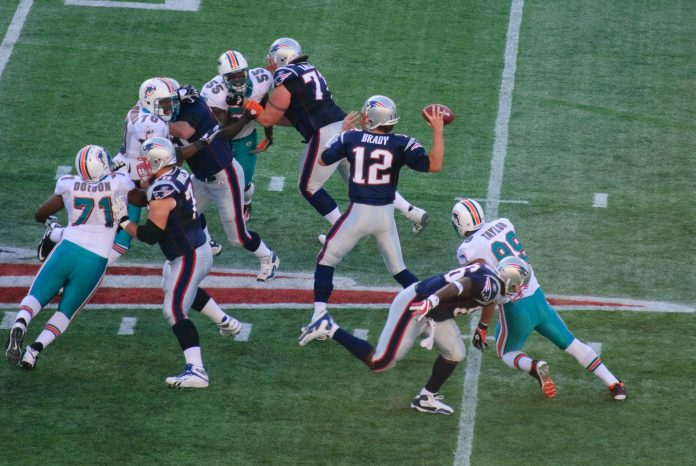 Tom Brady AFC East Divisional Match Up Miami Dolphins New England Patriots
