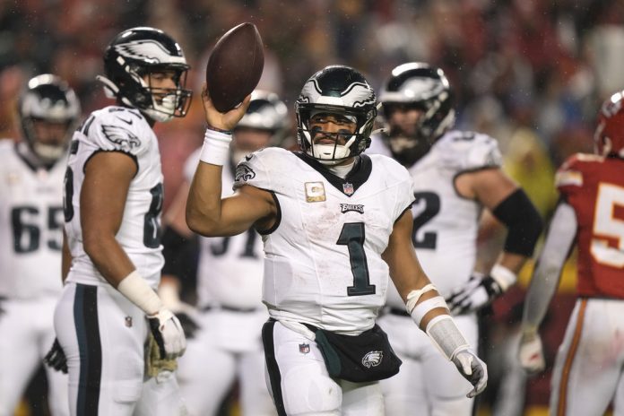 Eagles top Chiefs with comeback 21-17