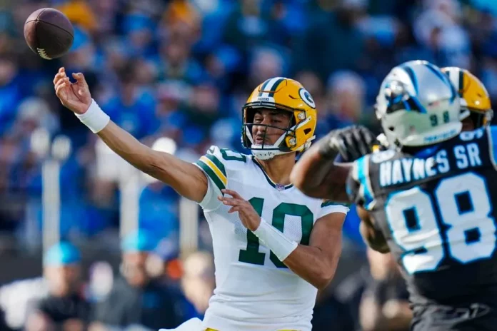Packers rebound after losing lead win 33-30