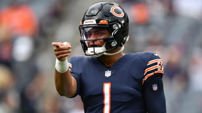 Bears killing Justin Fields value by the day